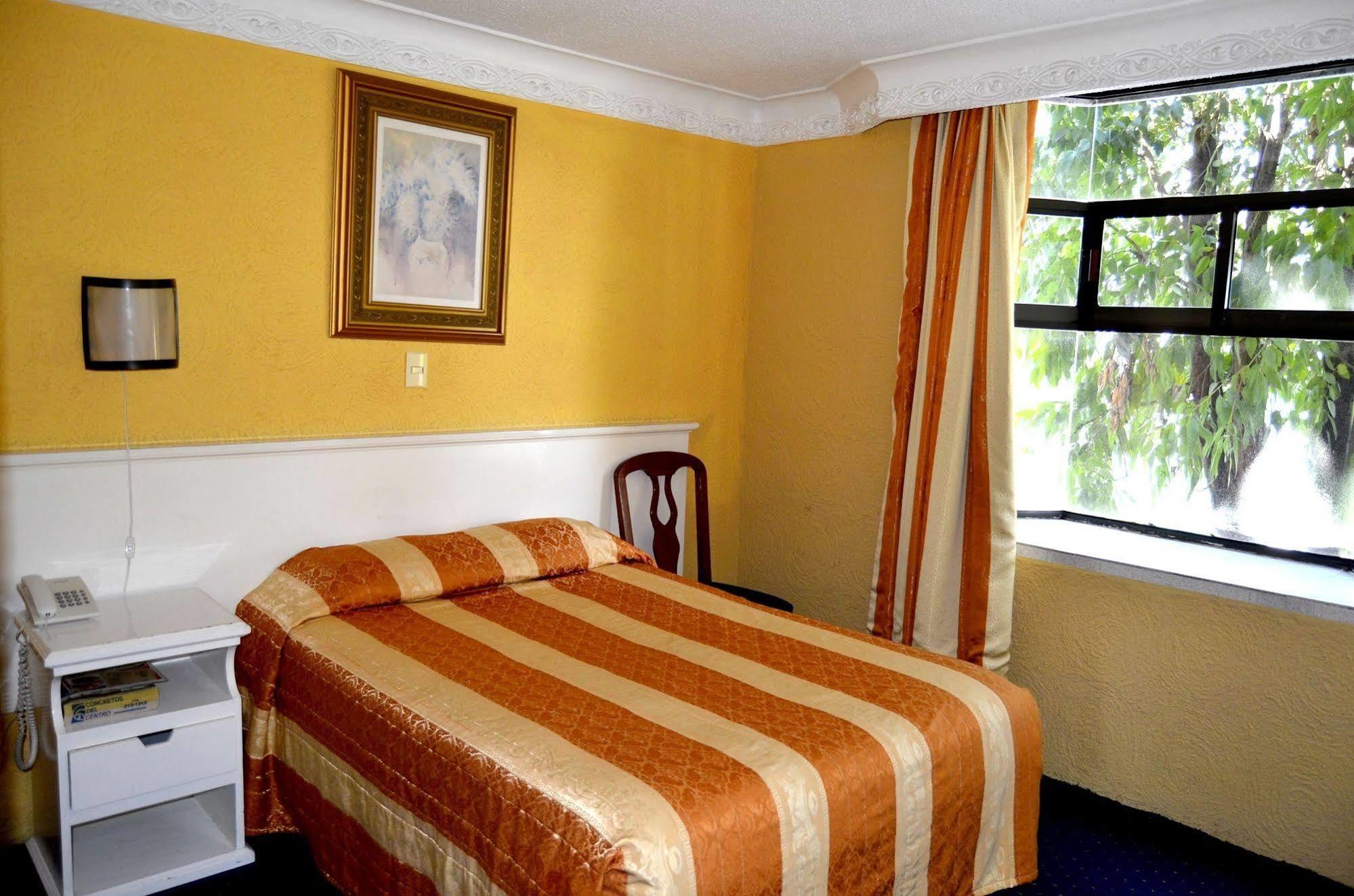 Hotel San Jeronimo Inn Толука-де-Лердо Экстерьер фото