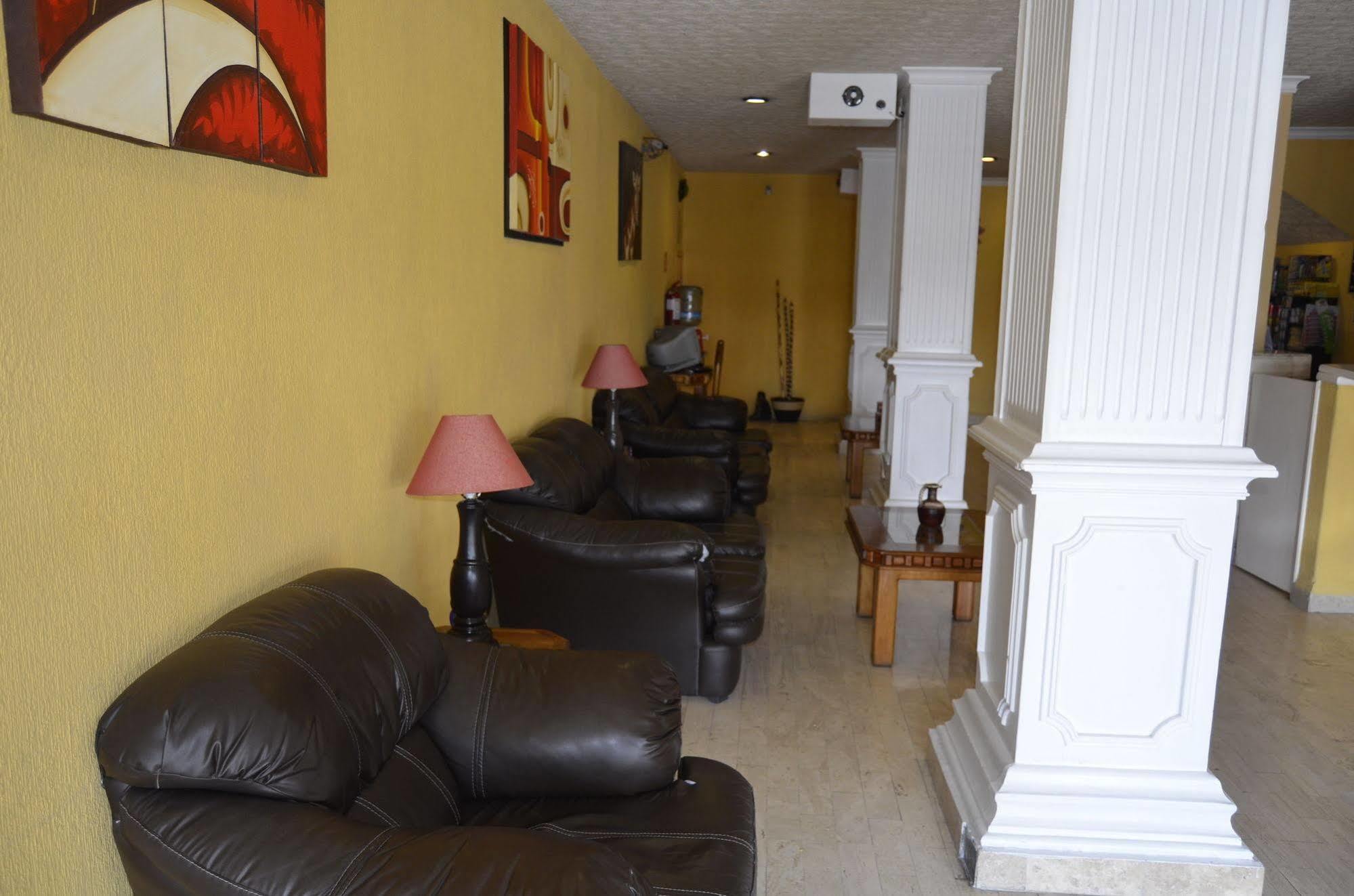 Hotel San Jeronimo Inn Толука-де-Лердо Экстерьер фото